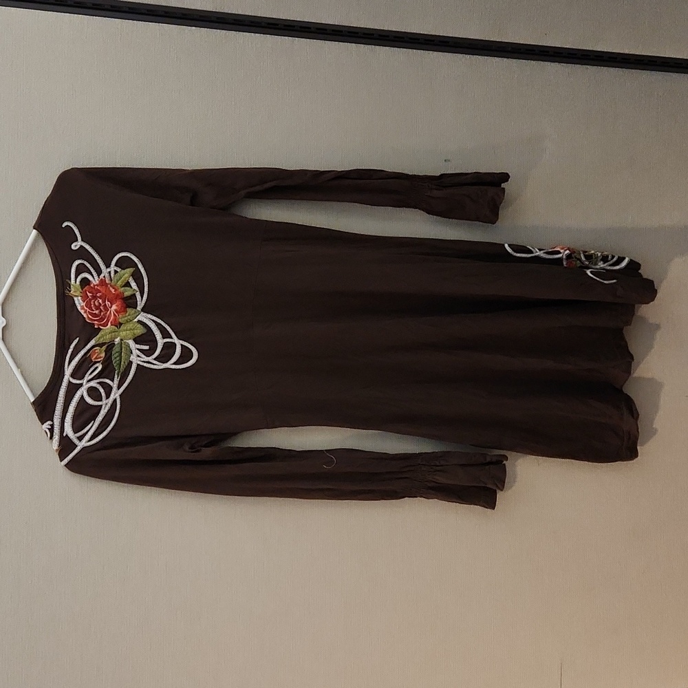 JWLA Embroidered Dress Size Medium - Picture 6 of 15